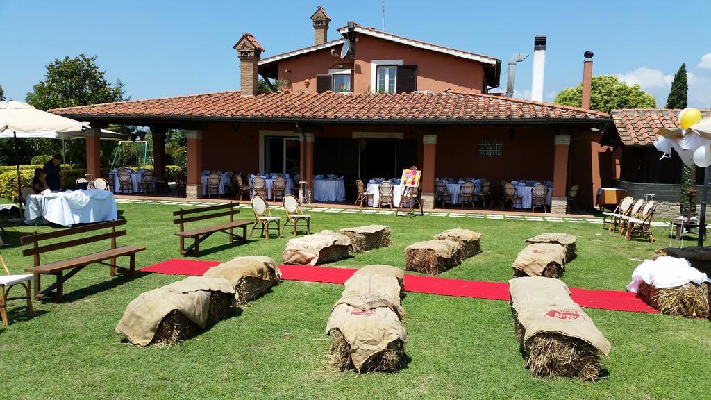 Agriturismo La Valle Di Ceri Черветері Екстер'єр фото